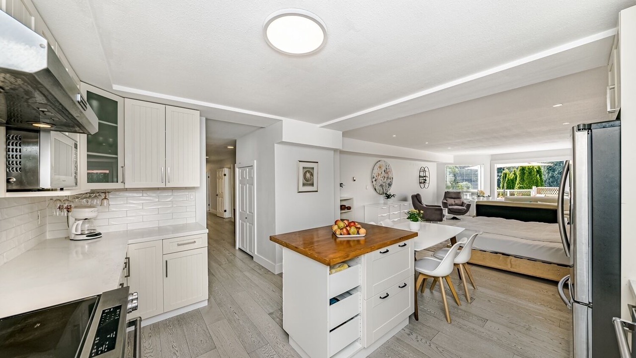 Photo of Kitchen in White Rock