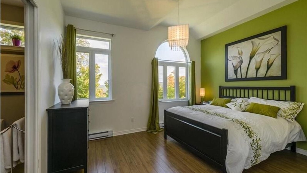 Photo of Bedroom in Owl's Head Ski Resort
