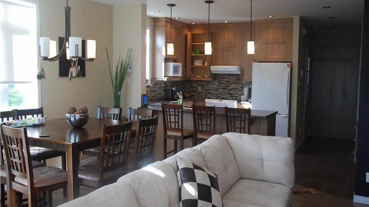 Photo of Livingroom in Owl's Head Ski Resort