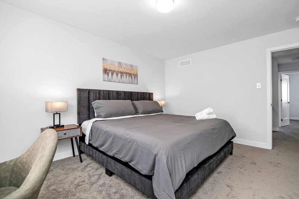 Photo of Bedroom in Cardinal Creek