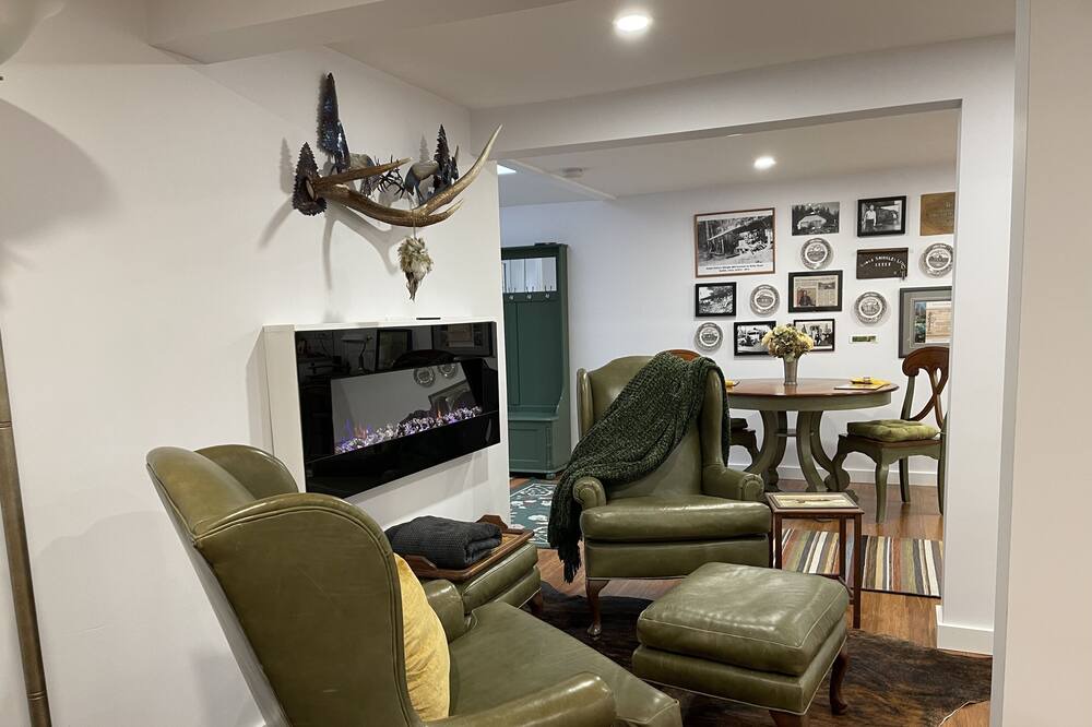 Photo of Livingroom in Sooke