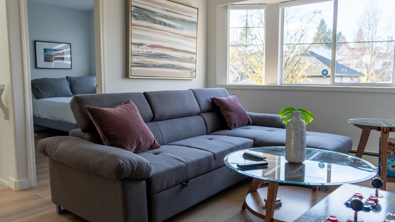 Photo of Livingroom in Riley Park