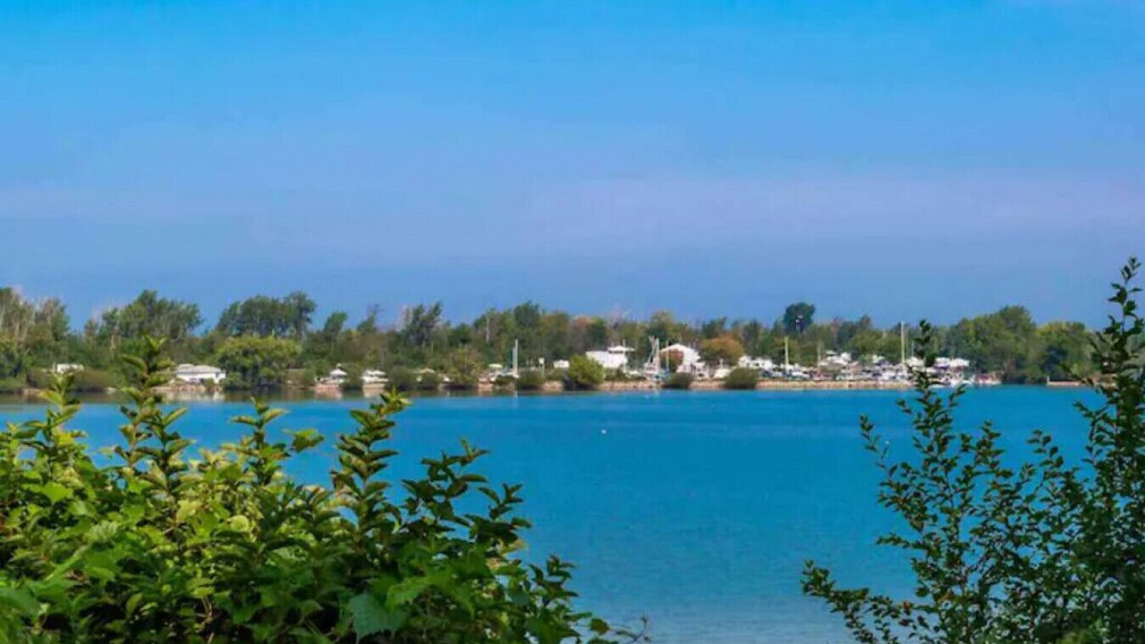 Photo of Others in Port Weller