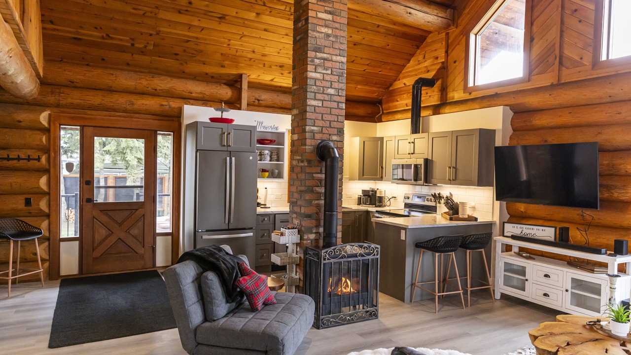 Photo of Livingroom in Vernon