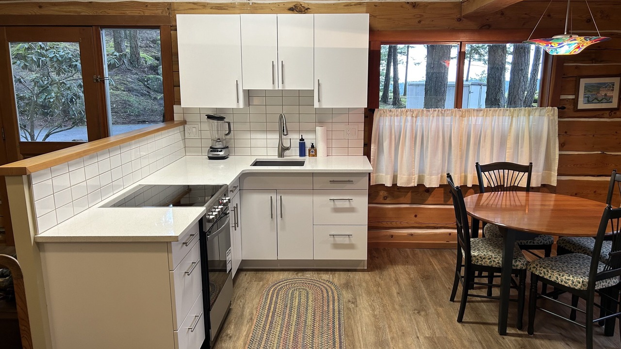 Photo of Kitchen in Mayne Island
