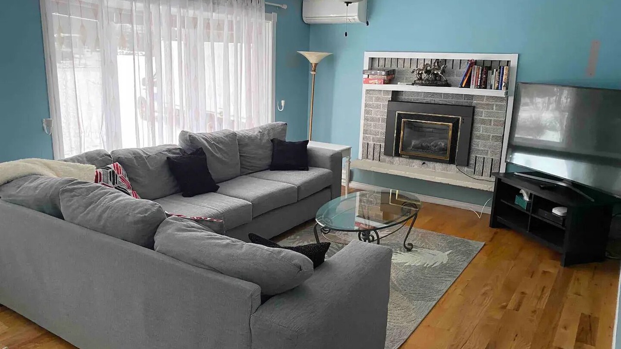 Photo of Livingroom in Flesherton