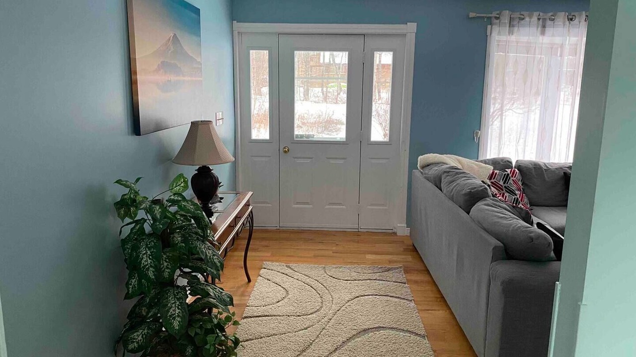 Photo of Livingroom in Flesherton