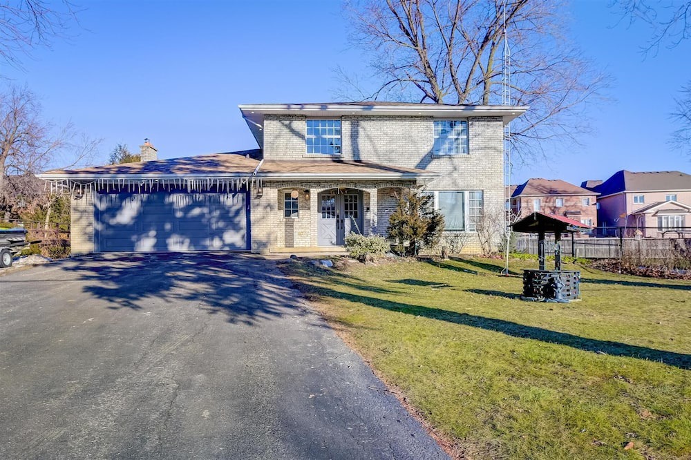 Photo of Outdoor in Markham