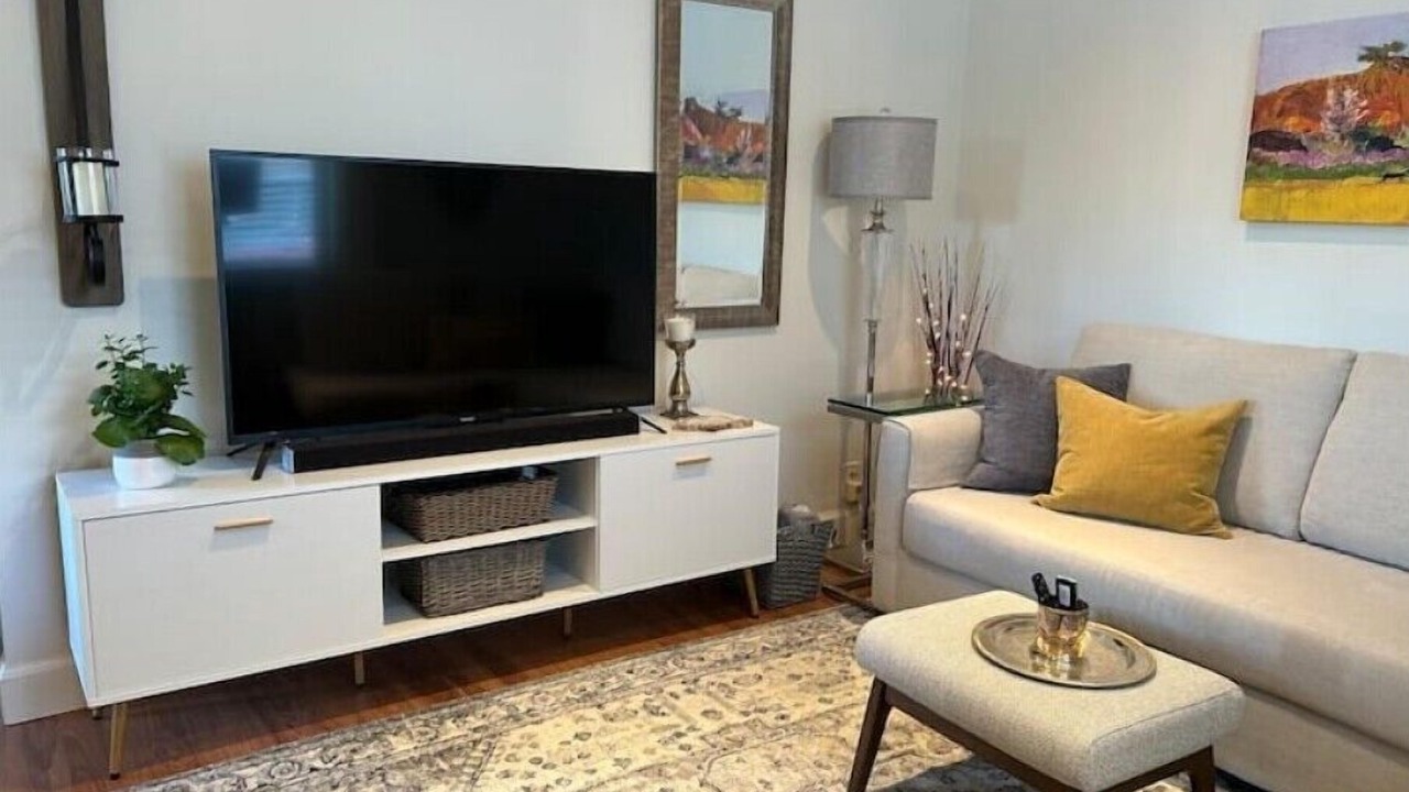 Photo of Livingroom in Kaslo