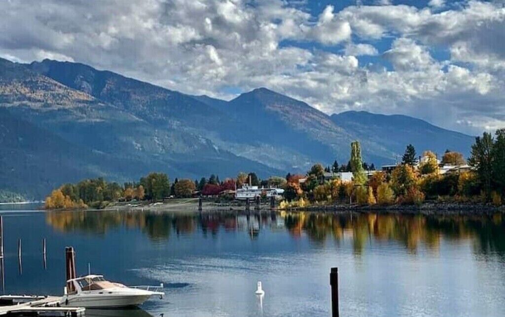 Photo of Others in Kaslo