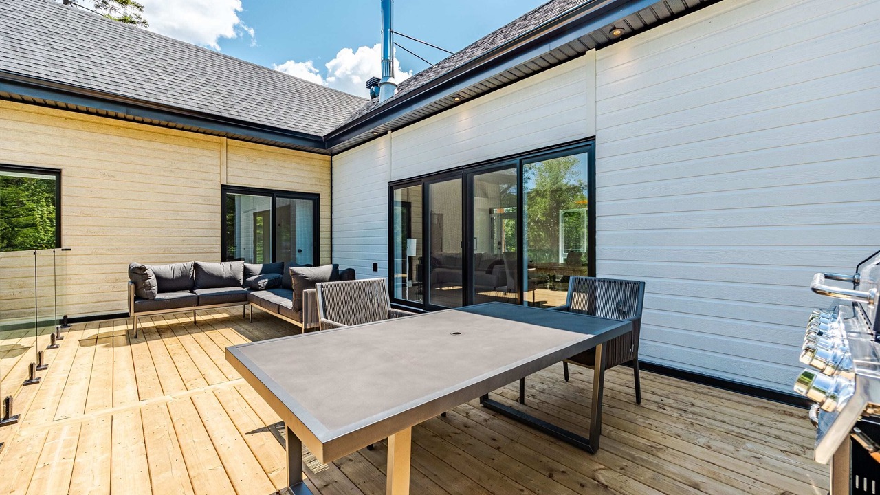 Photo of Patio Balcony in West End