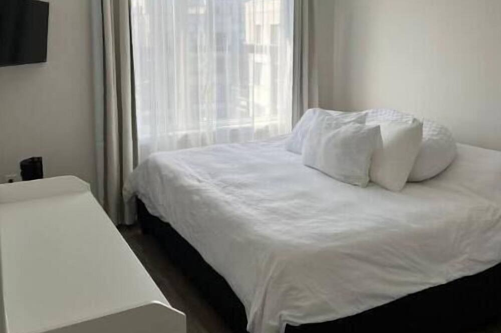 Photo of Bedroom in Aurora