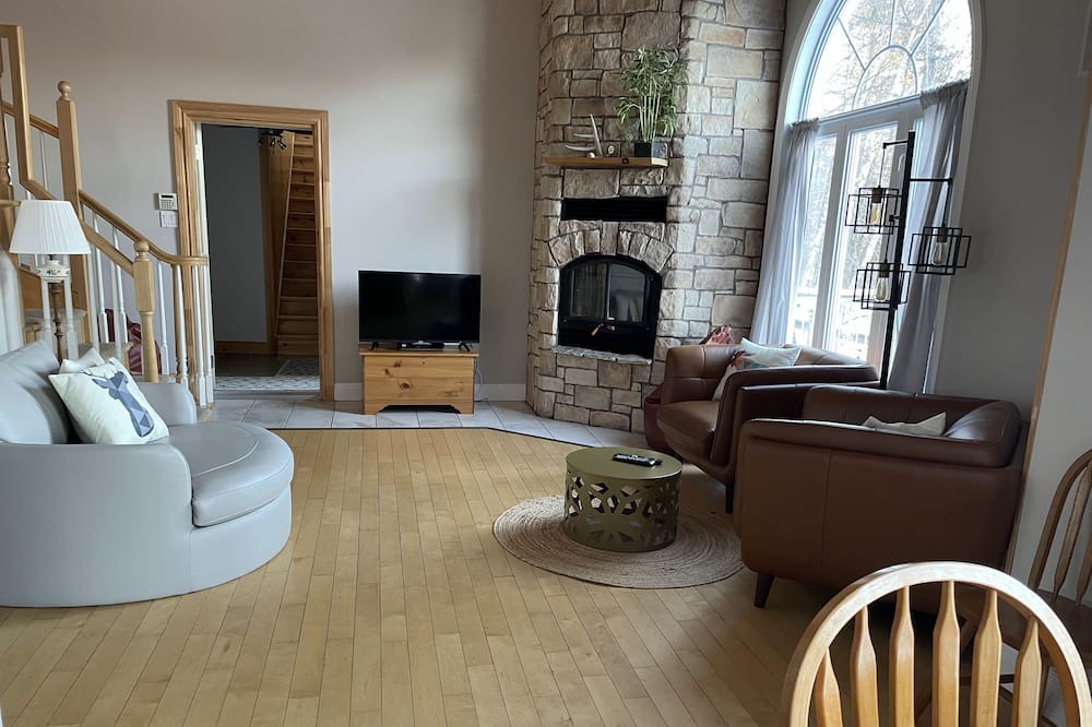 Photo of Livingroom in Greater Madawaska