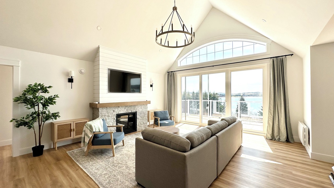 Photo of Livingroom in French River