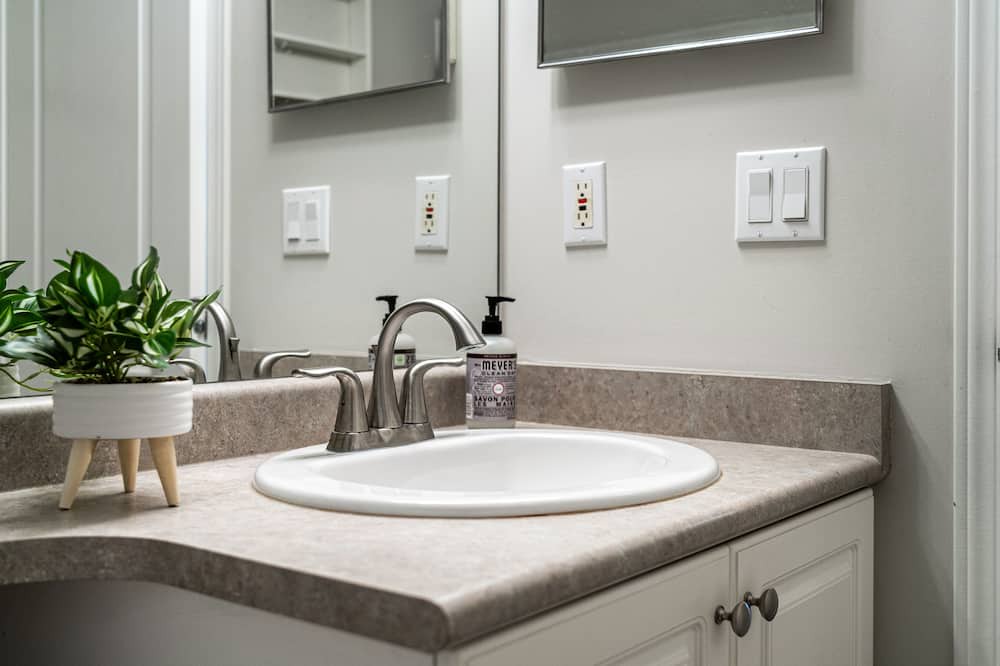 Photo of Bathroom in Okotoks