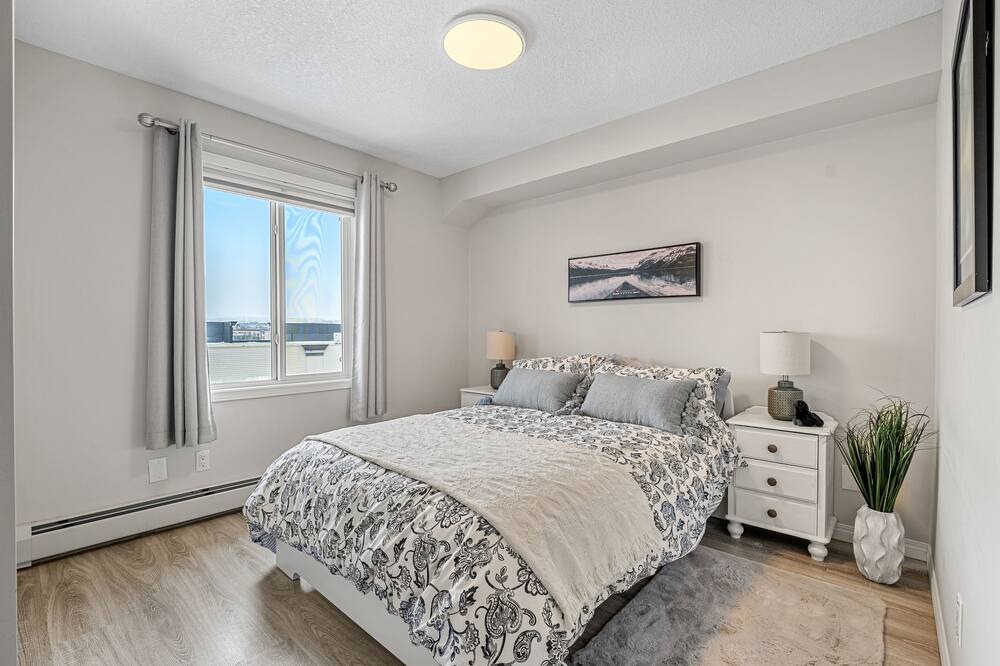 Photo of Bedroom in Okotoks