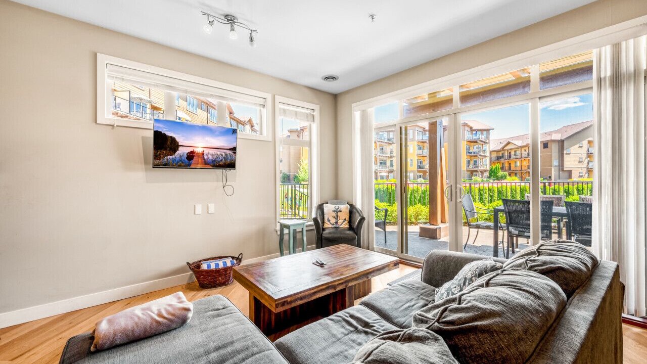 Photo of Livingroom in Westbank