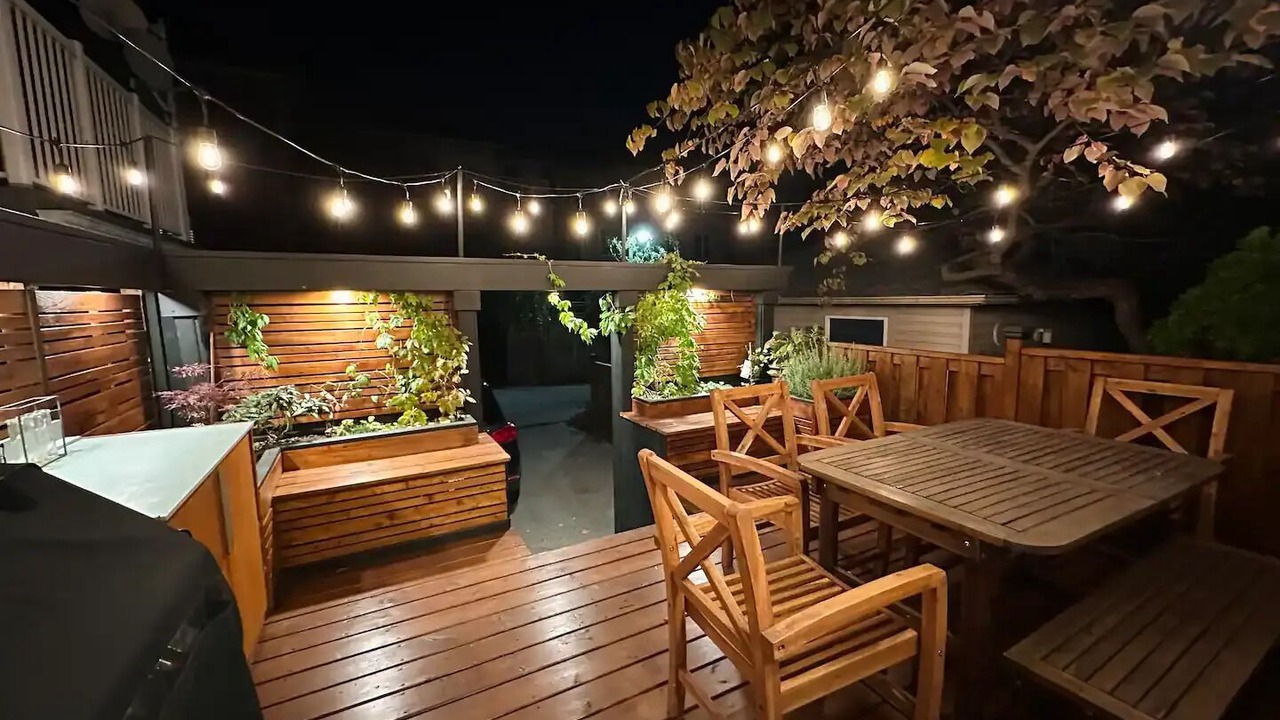 Photo of Outdoor in Leslieville