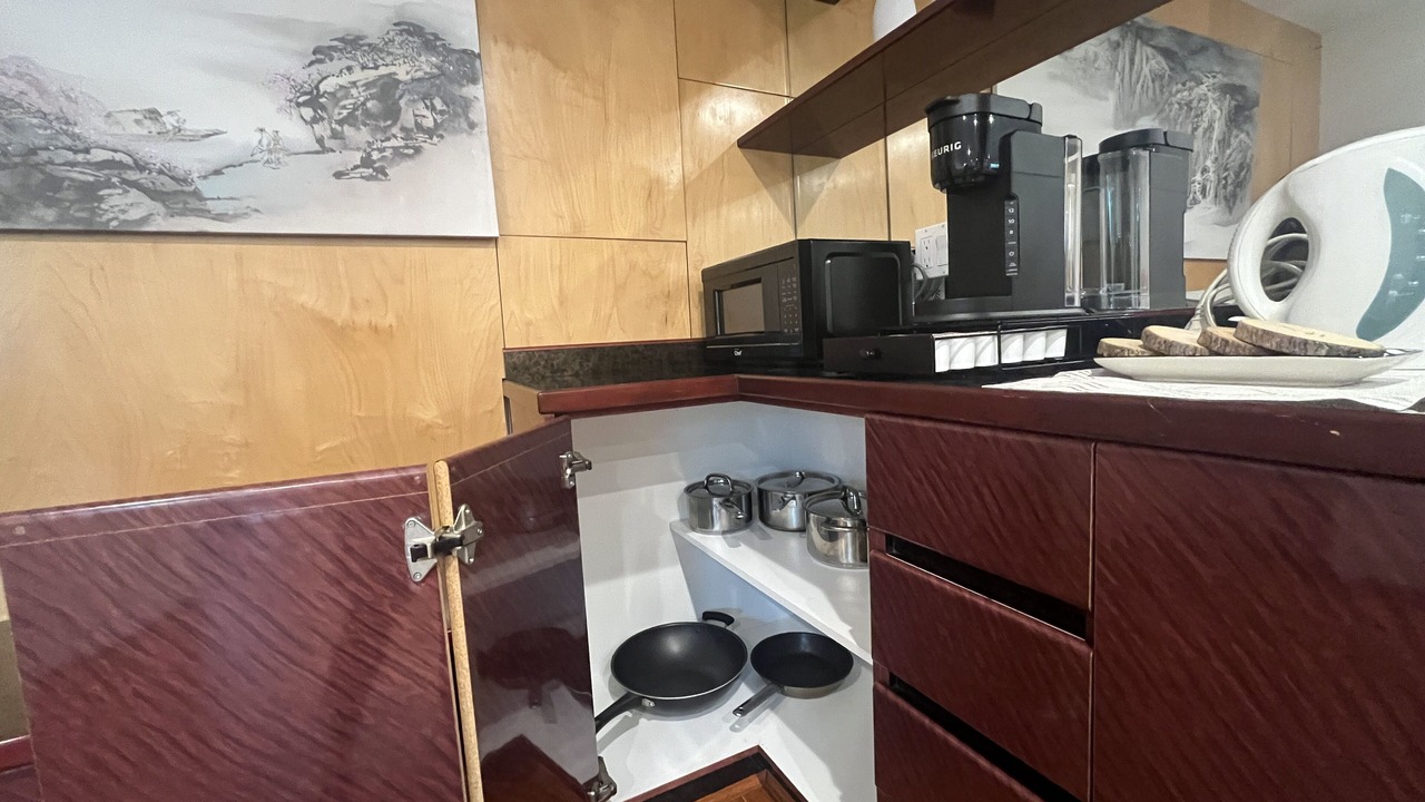 Photo of Kitchen in Arbutus Ridge
