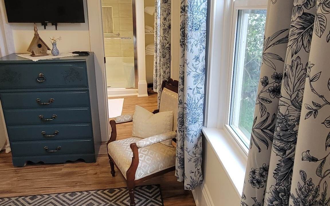 Photo of Bedroom in Clinton