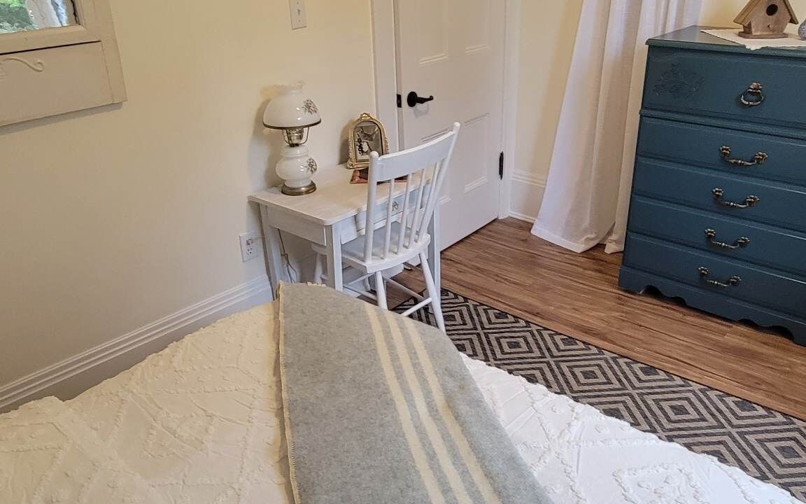 Photo of Bedroom in Clinton