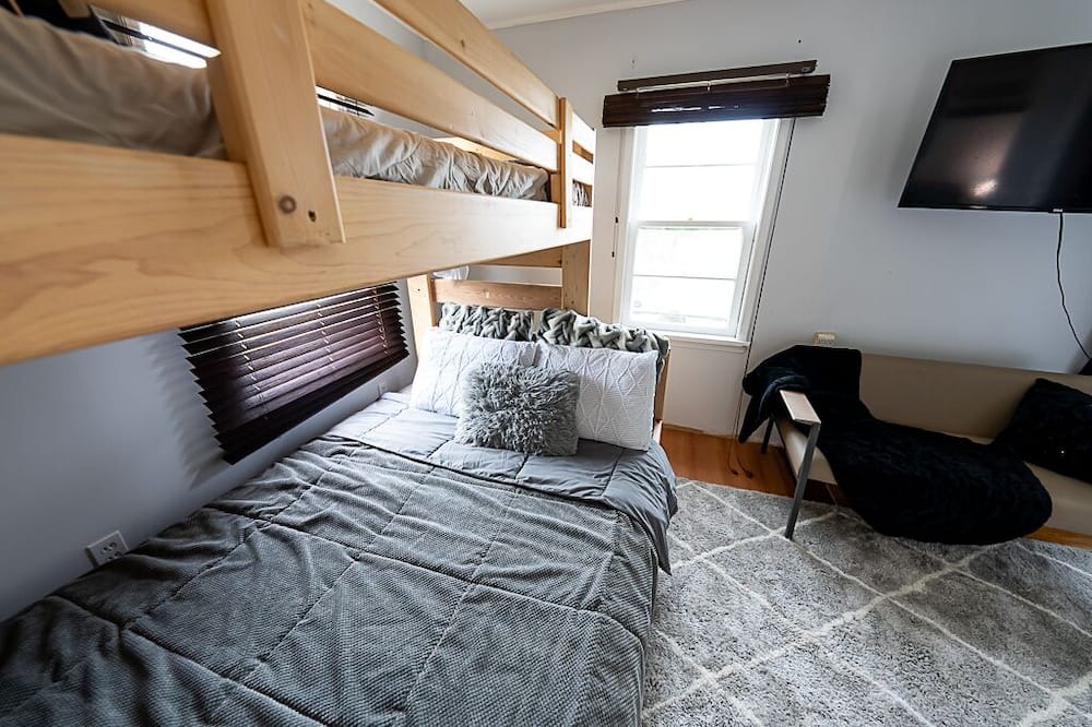 Photo of Bedroom in Hamilton