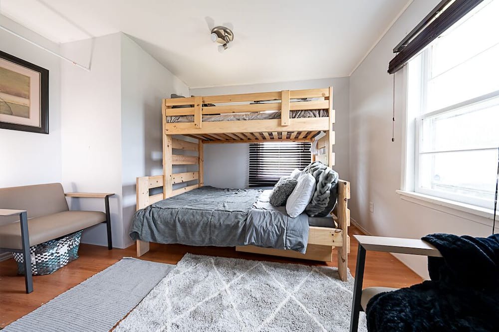 Photo of Bedroom in Hamilton