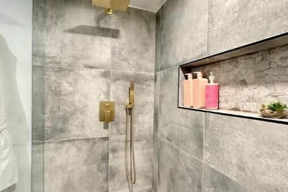 Photo of Bathroom in Grimsby