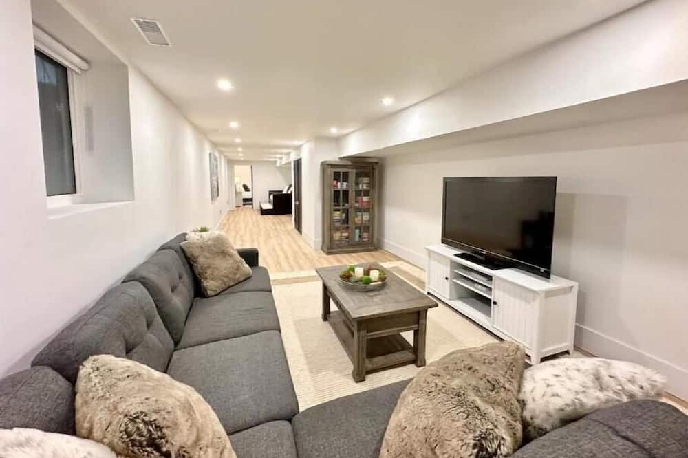 Photo of Livingroom in Grimsby