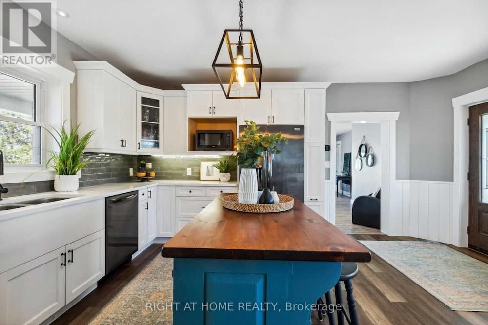 Photo of Kitchen in Kincardine
