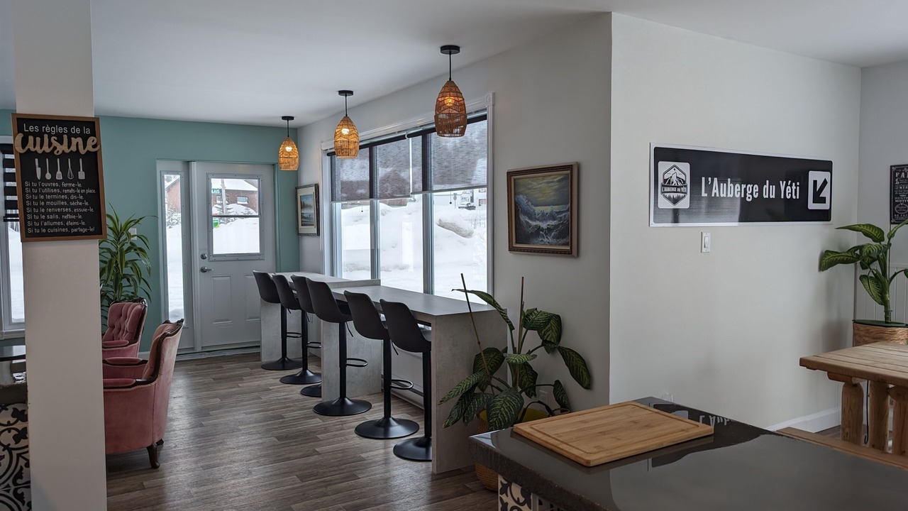 Photo of Livingroom in Saint-David-de-Falardeau