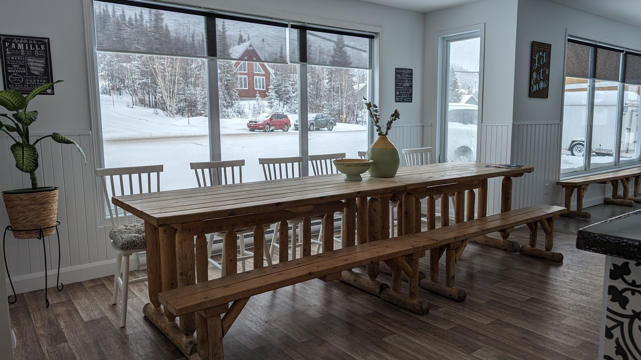 Photo of Livingroom in Saint-David-de-Falardeau