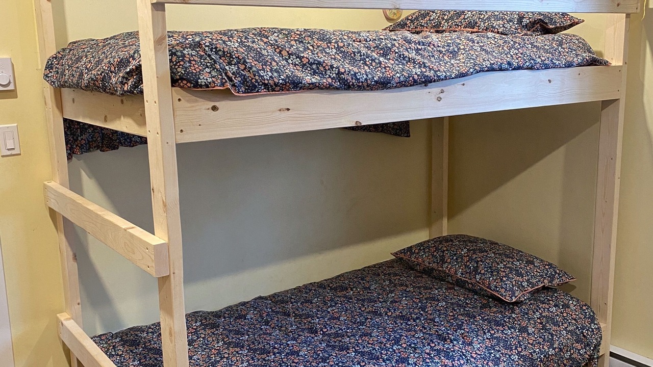 Photo of Bedroom in Salt Spring Island