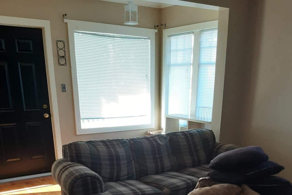 Photo of Livingroom in Bathurst