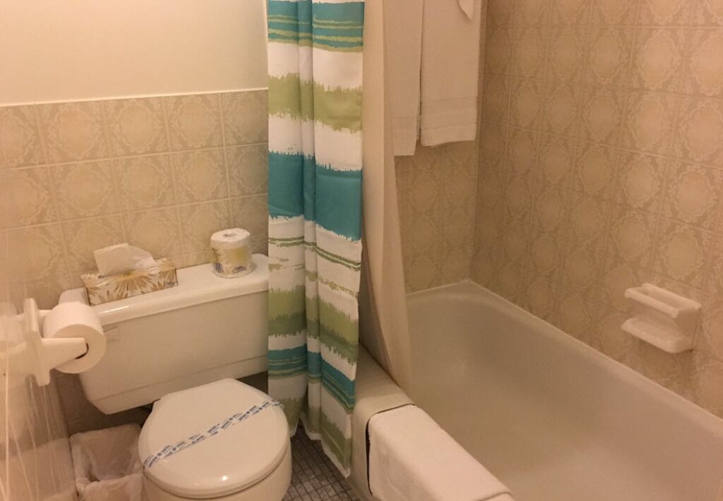Photo of Bathroom in St-Francois-de-l'Ile-d'Orleans