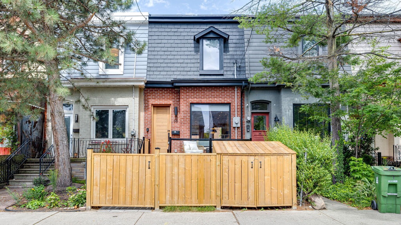 Photo of Outdoor in Beaconsfield Village