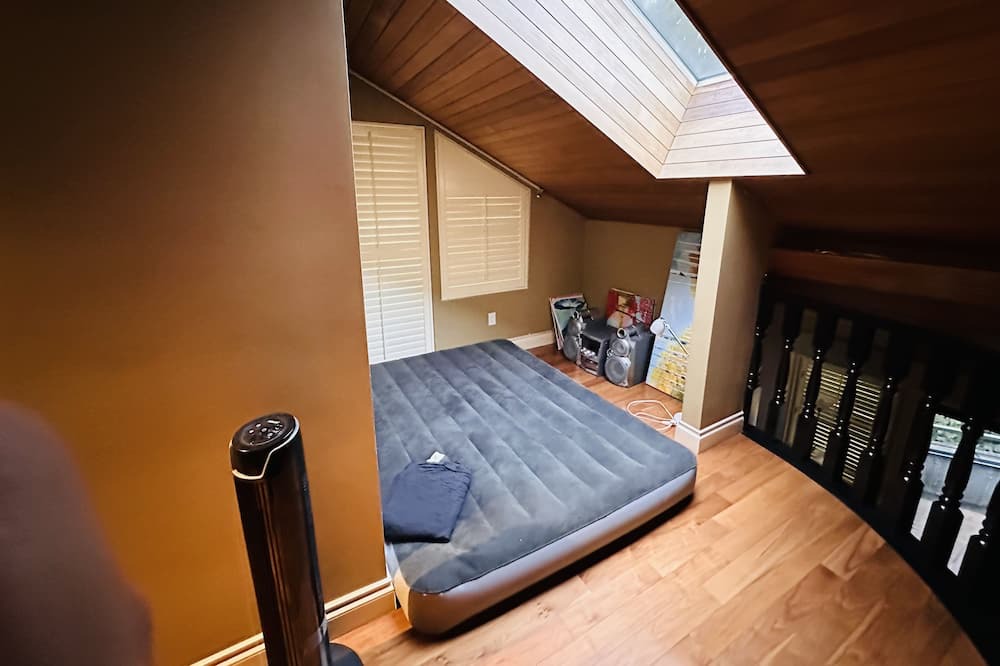 Photo of Bedroom in Shaughnessy