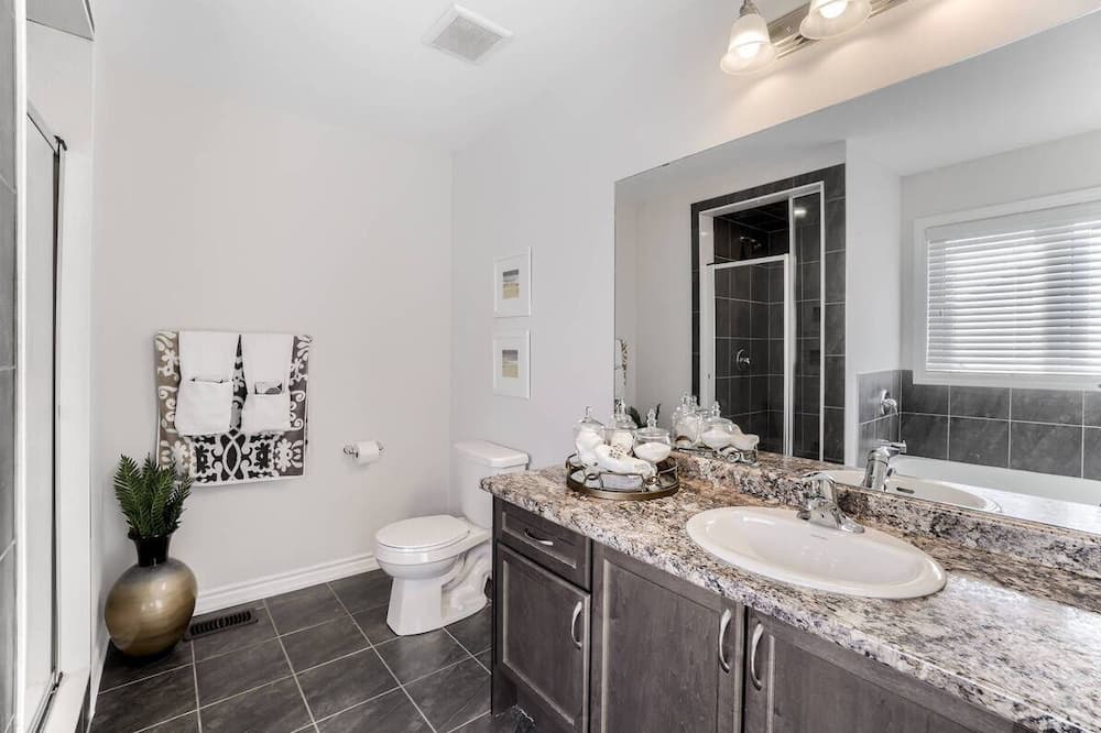 Photo of Bathroom in Brantford