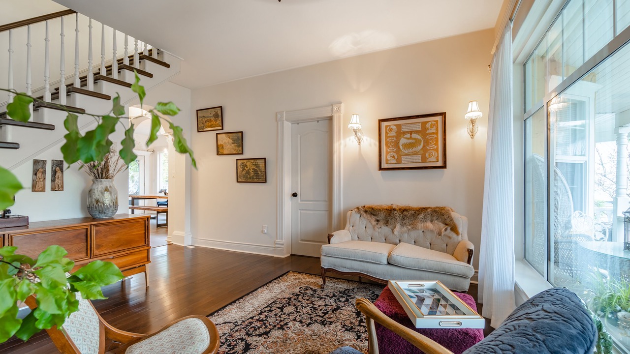 Photo of Livingroom in Chemainus