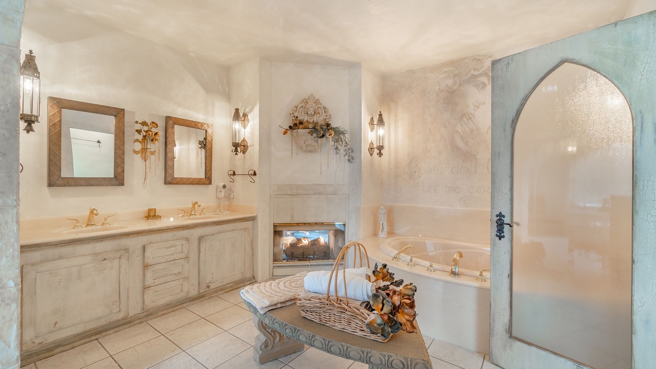 Photo of Bathroom in Chemainus