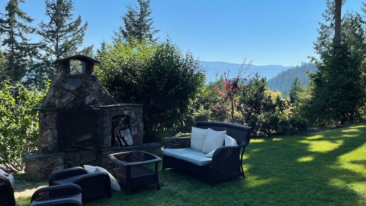 Photo of Outdoor in Garden Bay