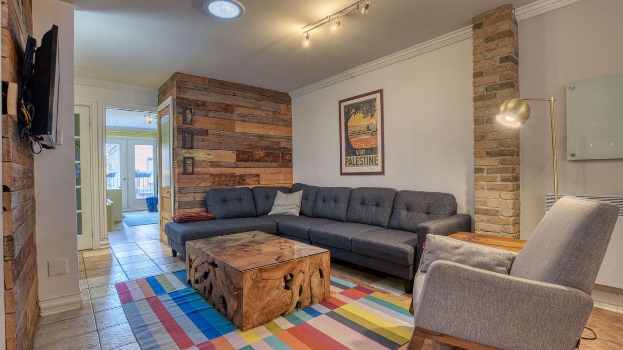 Photo of Livingroom in Villeray