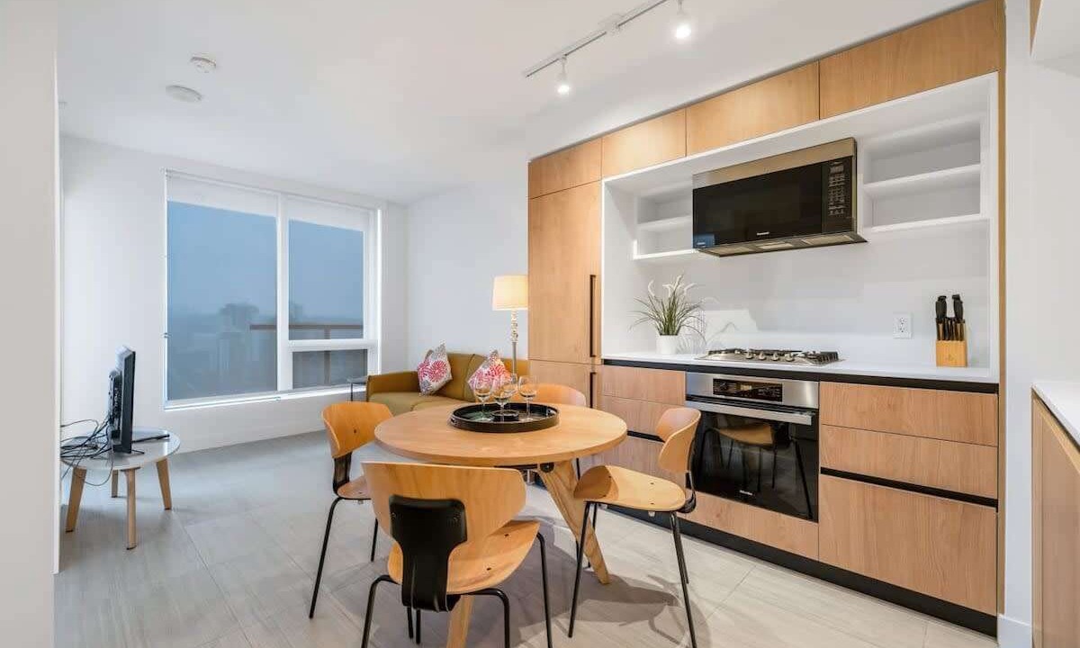 Photo of Kitchen in Renfrew-Collingwood