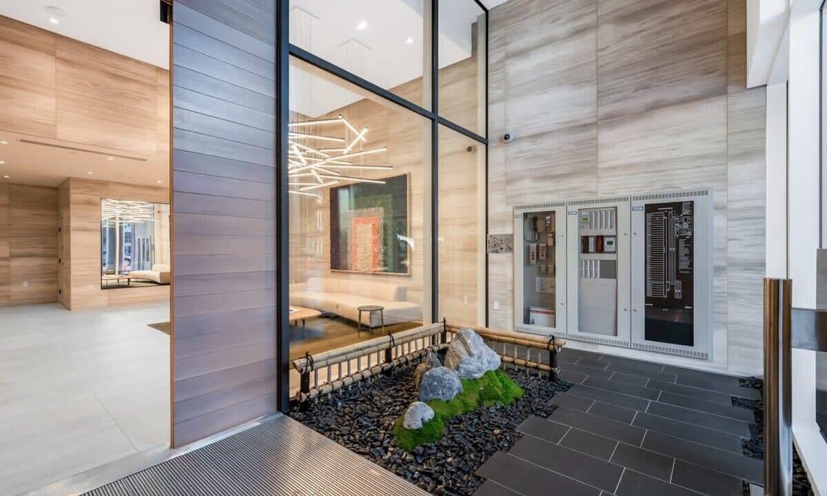 Photo of Outdoor in Renfrew-Collingwood