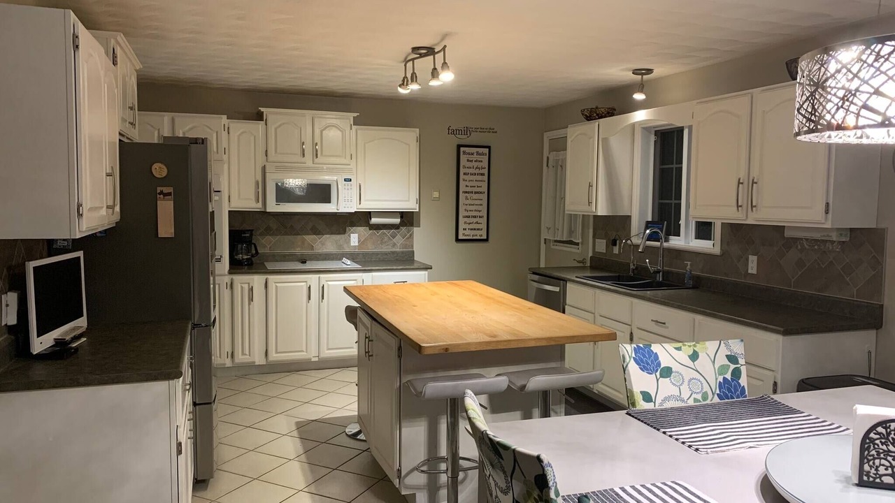 Photo of Kitchen in Cochrane