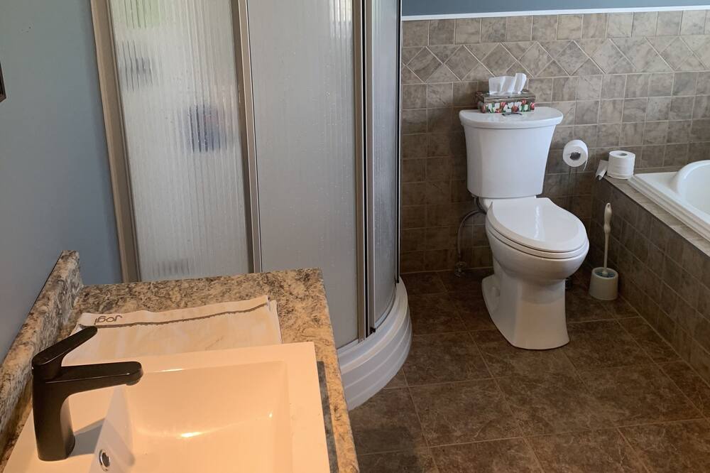 Photo of Bathroom in Notre-Dame-de-Pontmain