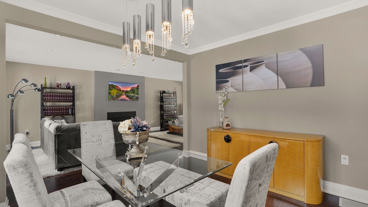 Photo of Livingroom in Burlington