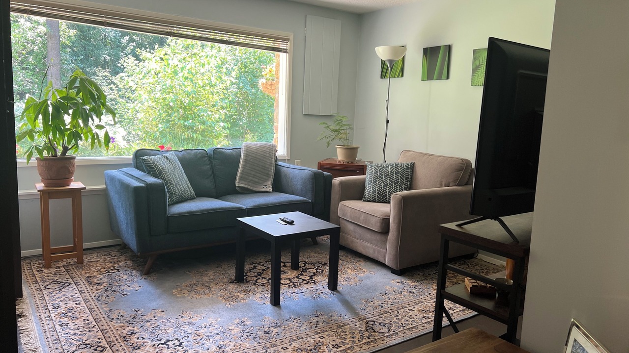 Photo of Livingroom in Central Kootenay