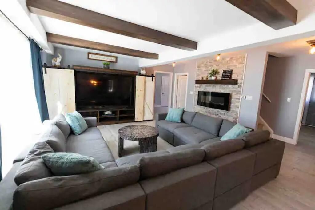 Photo of Livingroom in Bracebridge