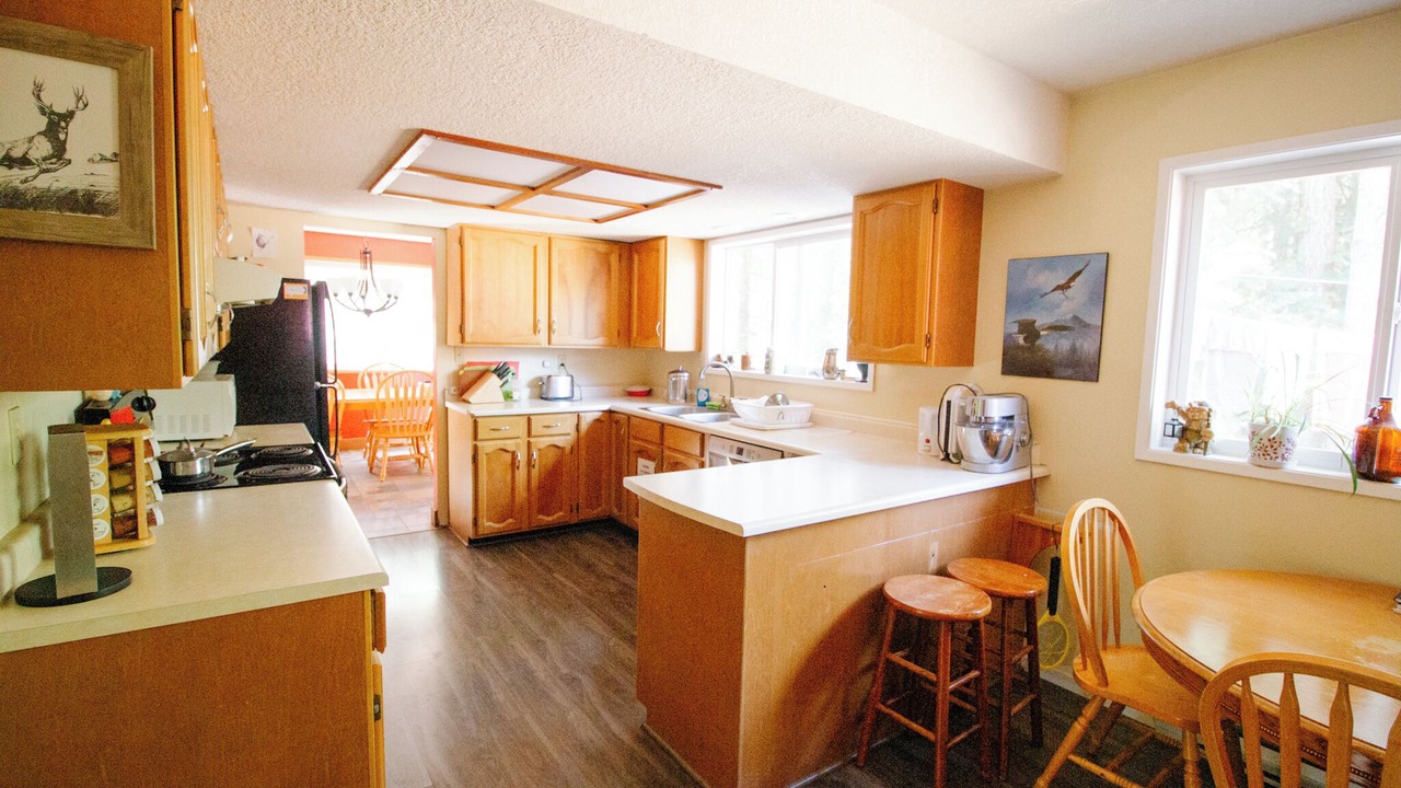 Photo of Kitchen in Sproat Lake